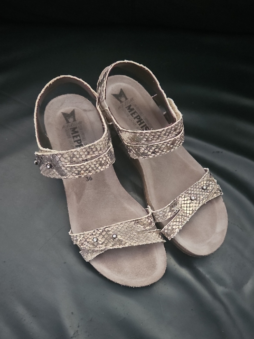 Mephisto 'Minoa' Lt Grey Mimosa Wedge Sandal, Women Size (36 ) Eu 6US